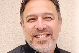 Dan Rhodes